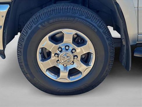 Used 2018 RAM 3500 Big Horn w/ Harvest Edition image 24