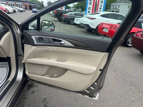 Used 2019 Lincoln MKZ Reserve w/ Reserve Plus Package AWD/4WD image 23