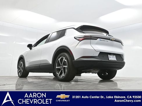 New 2026 Chevrolet Equinox EV LT image 56