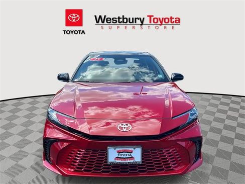 Used 2025 Toyota Camry XSE image 3