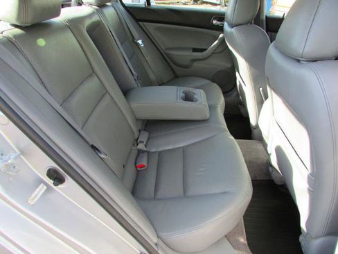 Used 2005 Acura TSX image 16