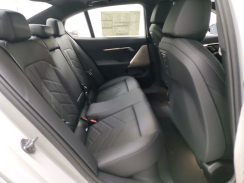 Used 2026 BMW 530i w/ Convenience Package RWD image 25