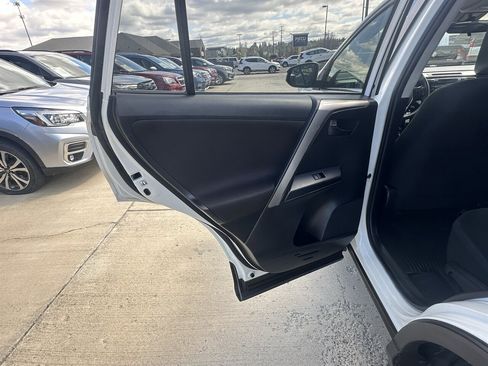 Used 2017 Toyota RAV4 LE w/ All Weather Liner Package image 33