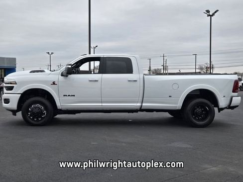 Used 2026 RAM 3500 Limited image 6