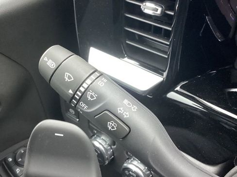 New 2025 GMC Sierra 1500 SLT w/ SLT Premium Plus Package image 18