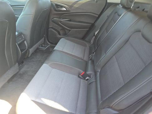Used 2024 Chevrolet Trax LT w/ Driver Confidence Package FWD image 19
