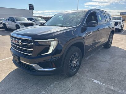 Used 2025 GMC Acadia Elevation