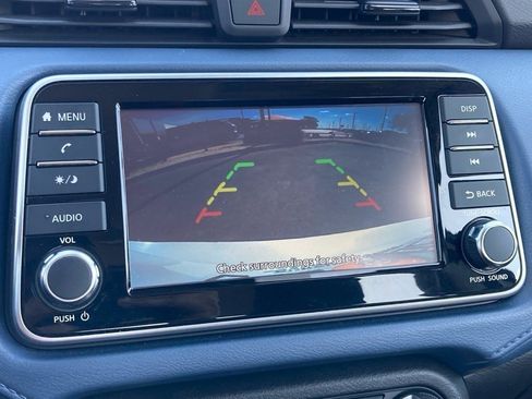 Used 2025 Nissan Versa SV image 21