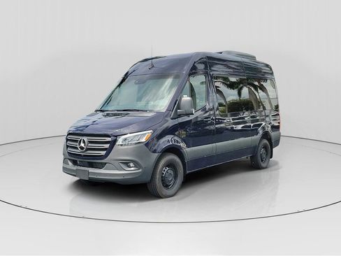 New 2024 Mercedes-Benz Sprinter 2500 image 3