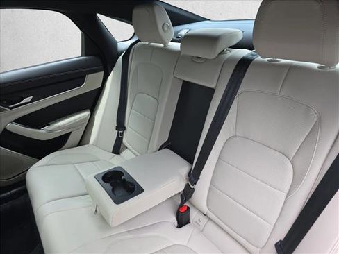 Used 2024 Jaguar XF R-Dynamic SE AWD/4WD image 14