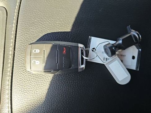 Used 2024 RAM 3500 Big Horn image 43