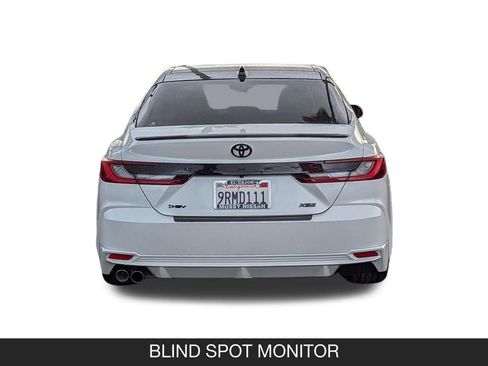 Used 2025 Toyota Camry XSE FWD image 10