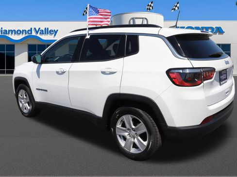 Used 2022 Jeep Compass Latitude FWD image 4