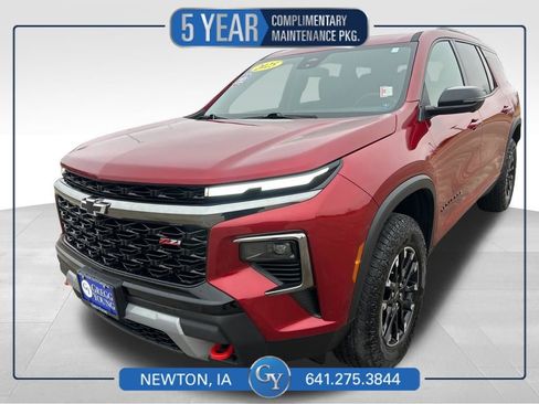 Used 2025 Chevrolet Traverse Z71 w/ Driver Confidence Package image 1