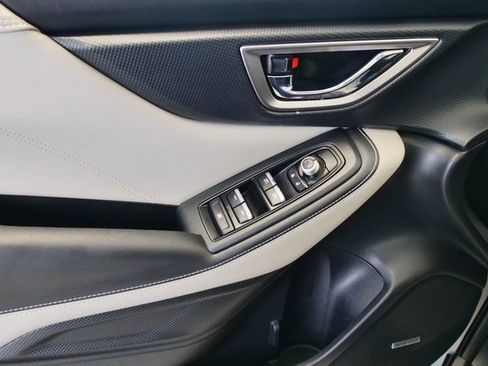 Used 2024 Subaru Forester Limited image 30