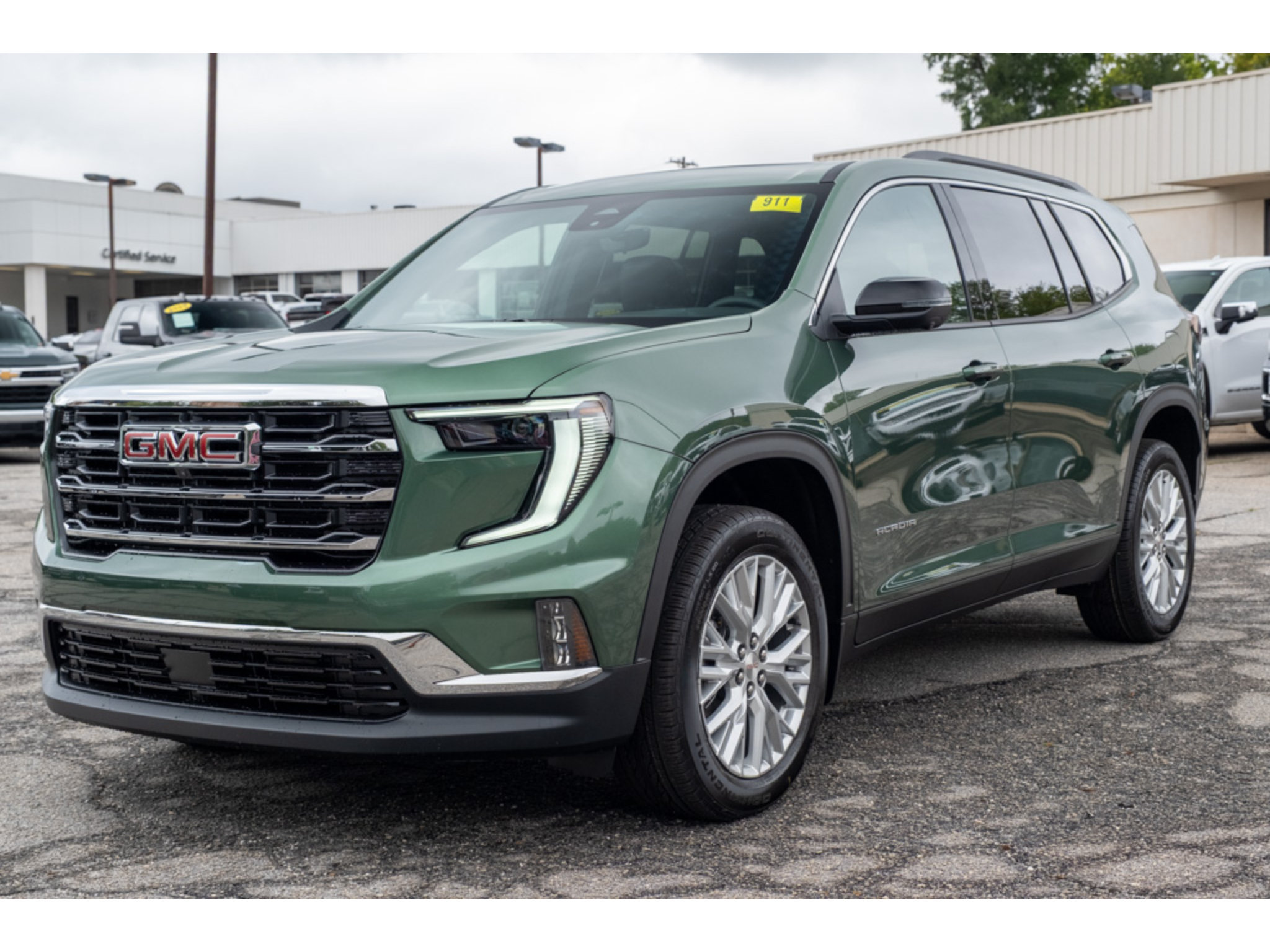 New 2027 GMC Acadia Elevation w/ Elevation Premium Package FWD image 4