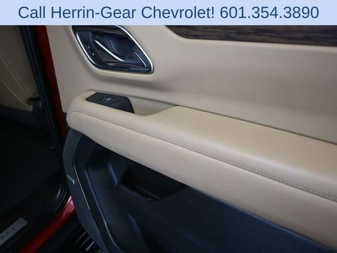 Used 2023 Chevrolet Tahoe Premier AWD/4WD image 21