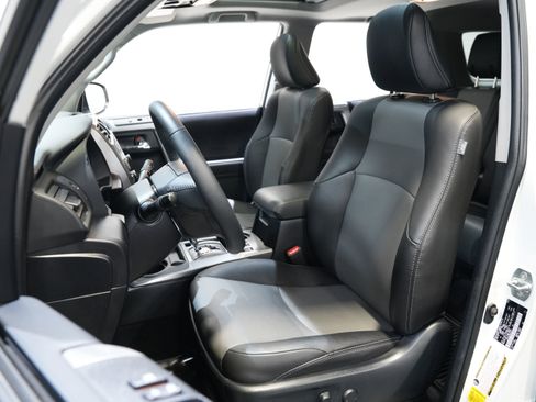 Used 2022 Toyota 4Runner SR5 Premium w/ 4Runner Black Package (TMS) image 29