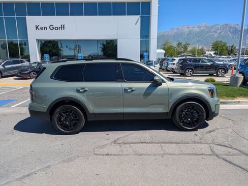 Used 2025 Kia Telluride EX X-Line AWD/4WD image 2