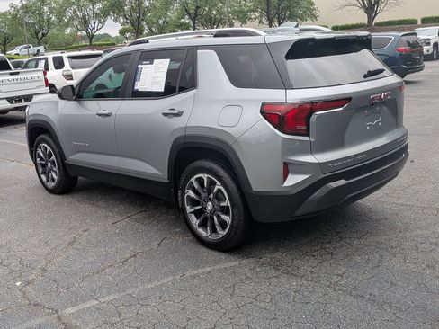 Certified 2025 GMC Terrain Elevation w/ Elevation Premium Package AWD/4WD image 7