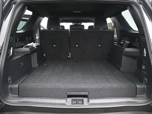 Certified 2025 Toyota 4Runner TRD Off-Road Premium image 36