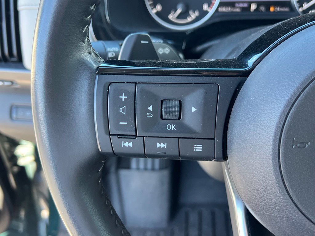 Used 2023 Nissan Pathfinder SL w/ SL Premium Package FWD image 31