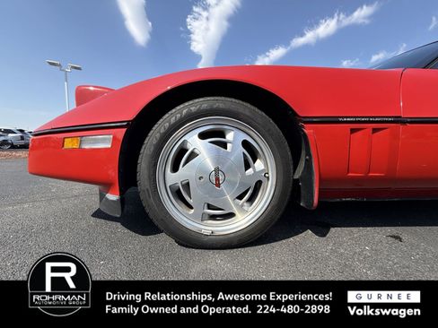 Used 1988 Chevrolet Corvette Coupe image 10