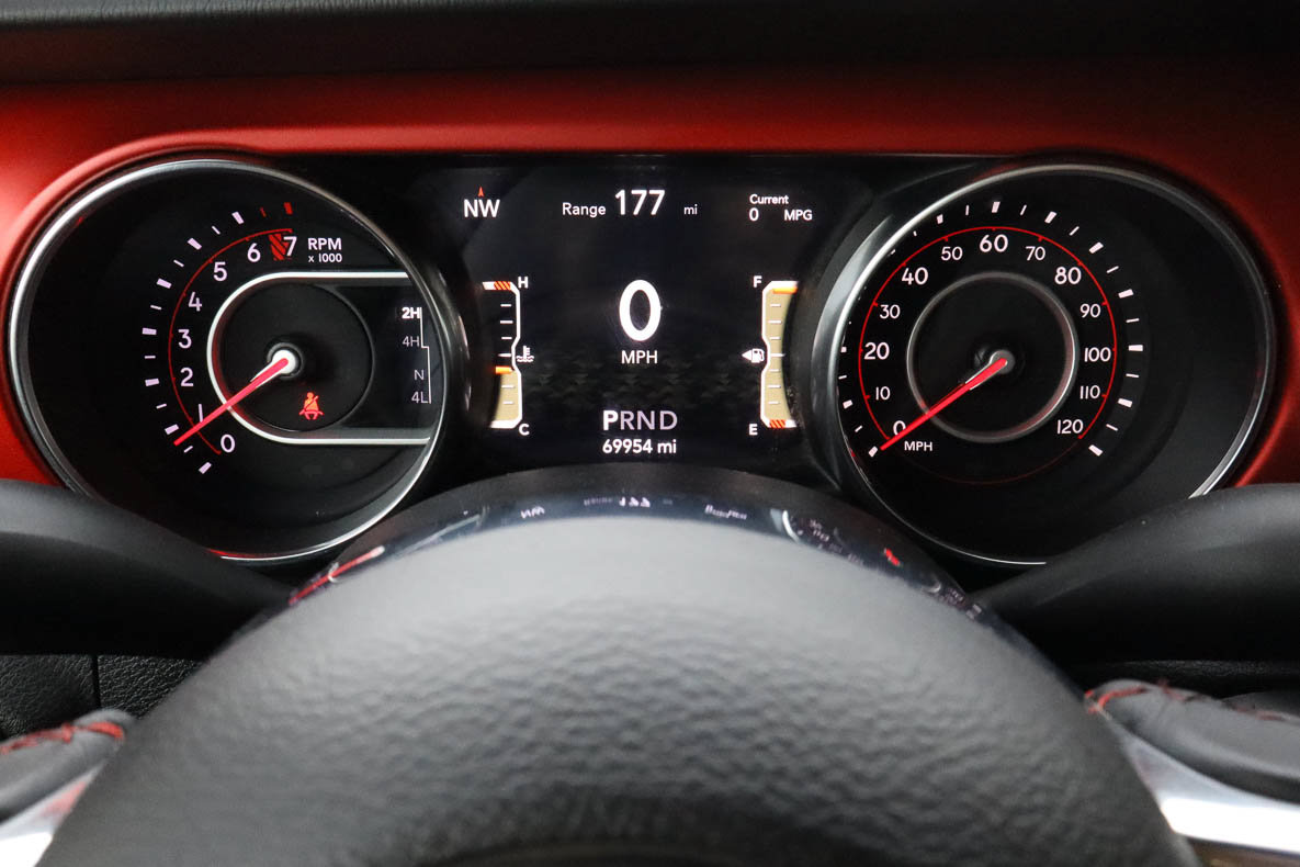 Used 2020 Jeep Gladiator Rubicon AWD/4WD image 39
