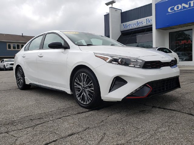 Used 2022 Kia Forte GT-Line FWD image 2