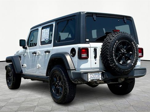 Used 2020 Jeep Wrangler Unlimited Willys image 13