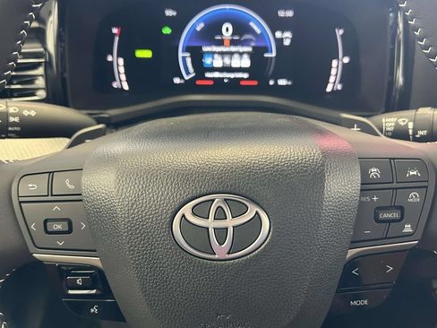 Used 2026 Toyota Camry SE w/ Convenience Package FWD image 27