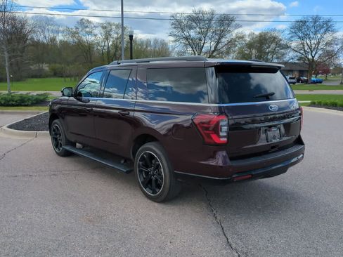 Used 2024 Ford Expedition Max Limited AWD/4WD image 6