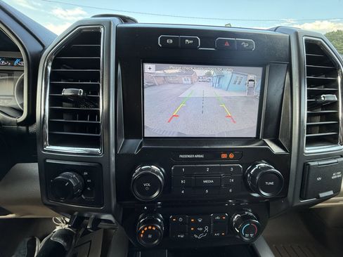 Used 2017 Ford F250 XLT w/ XLT Value Package image 29