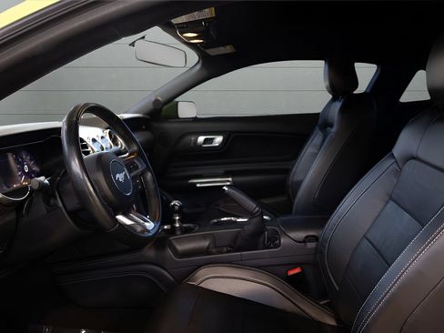 Used 2020 Ford Mustang GT Premium w/ GT Performance Package RWD image 41