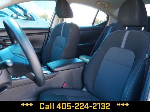 Used 2024 Nissan Sentra SV FWD image 21