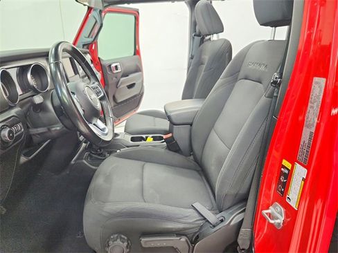 Used 2021 Jeep Wrangler Unlimited Sahara image 19