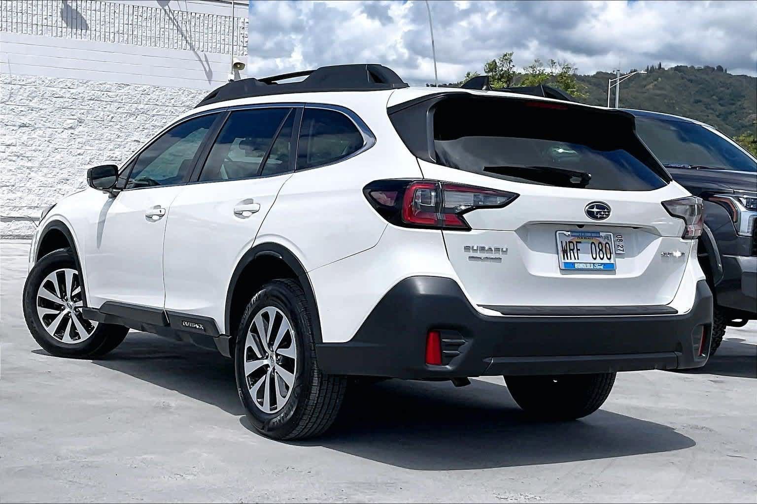 Used 2022 Subaru Outback AWD/4WD image 4