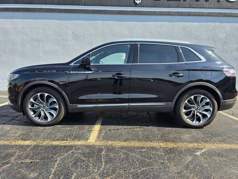 Used 2022 Lincoln Nautilus Reserve w/ Equipment Group 201A image 6