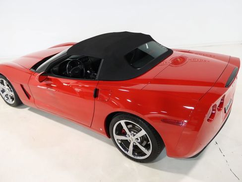 Used 2009 Chevrolet Corvette Convertible w/ Preferred Equipment Group image 14