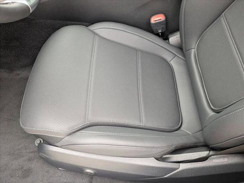 New 2026 Mercedes-Benz C 300 Sedan image 4