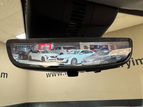 Used 2025 Buick Enclave Avenir w/ Super Cruise Package image 20