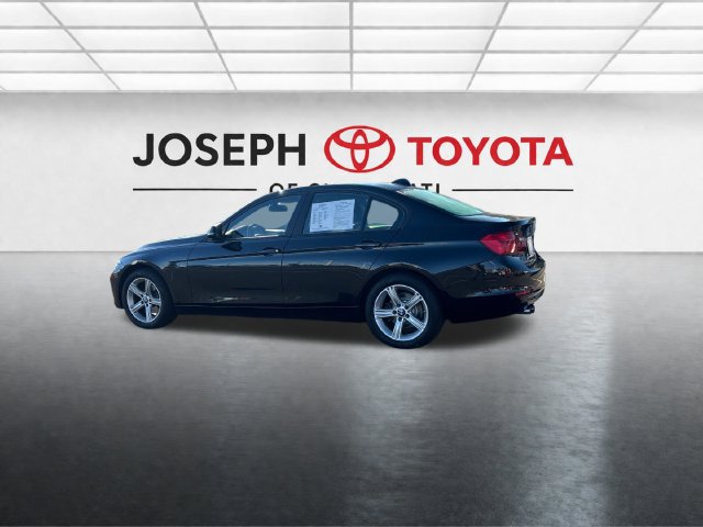 Used 2014 BMW 328i xDrive Sedan AWD/4WD image 3
