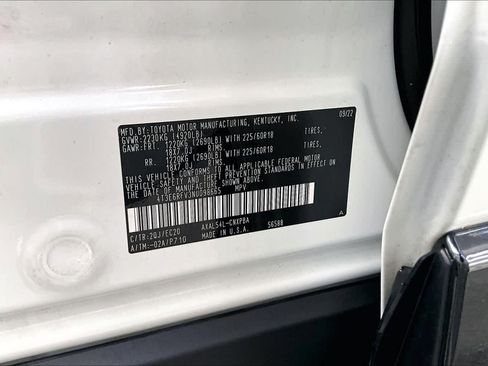 Used 2022 Toyota RAV4 XSE AWD/4WD image 37