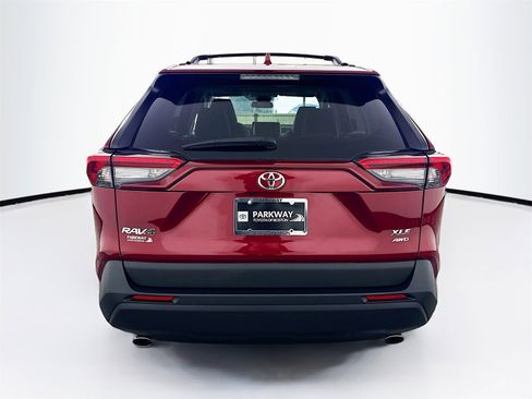 Certified 2022 Toyota RAV4 XLE image 19