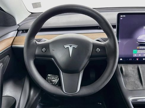Used 2022 Tesla Model 3 RWD image 14