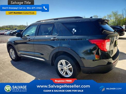Used 2022 Ford Explorer XLT AWD/4WD image 3
