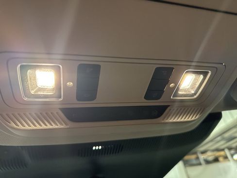 New 2026 Ford Explorer Active AWD/4WD image 22
