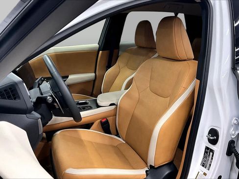 Used 2026 Lexus RZ 350e 2WD image 7