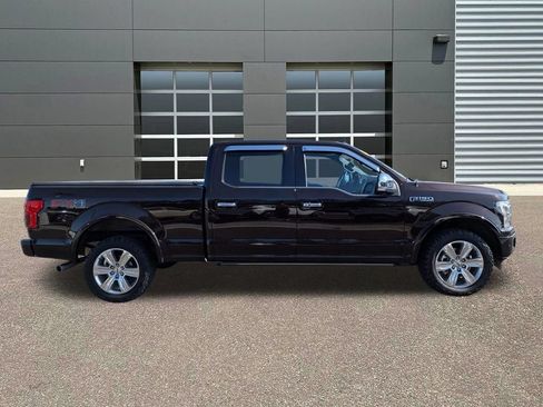 Used 2018 Ford F150 Platinum w/ Equipment Group 701A Luxury AWD/4WD image 4