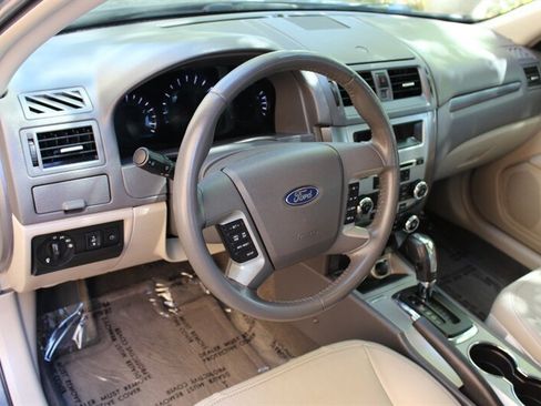 Used 2011 Ford Fusion SEL w/ 301A Rapid Spec Order Code FWD image 9